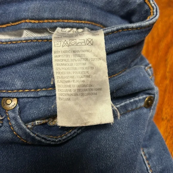 Haute Hippie Tribe Mid-Rise Women's Denim Jeans with Lace Hem Size 2 - Picture 8 of 8